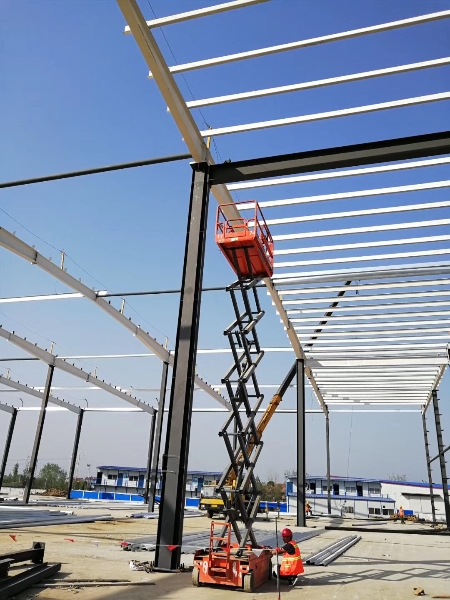 高空作業(yè)平臺.jpg
